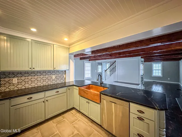 $445,000 | 11293 Highway 32, Greenville, NY 12083