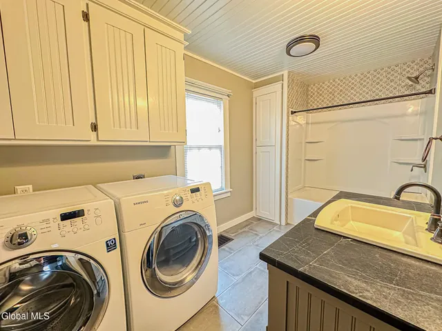 $445,000 | 11293 Highway 32, Greenville, NY 12083