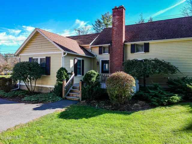 $445,000 | 11293 Highway 32, Greenville, NY 12083