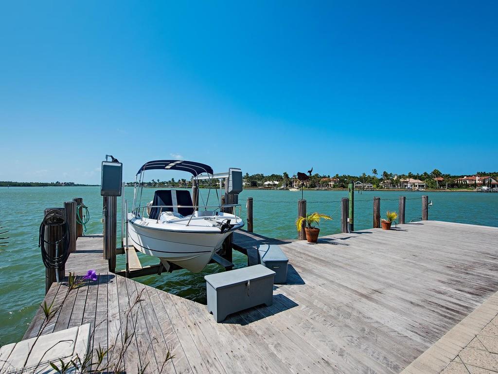 2605 Tarpon Road Naples, FL 34102 - Photo 5 of 15 Gallery Image 5
