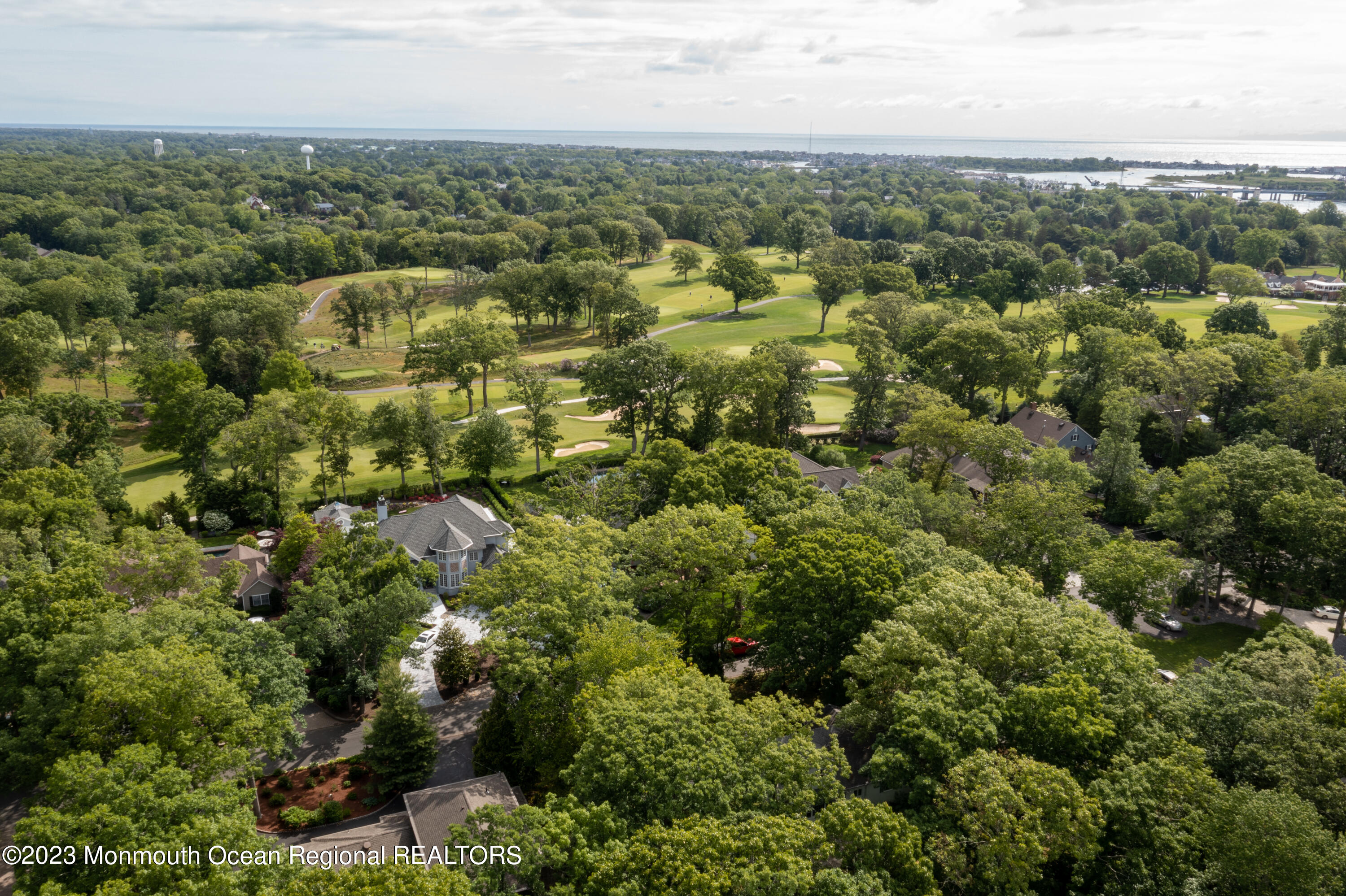 635 Oceanview Road Brielle, NJ 08730 - Photo 36 of 38 635 Oceanview Drone-14