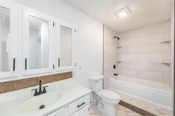 $179,000 | 53 Snapping Turtle Lane, Doniphan, MO 63935