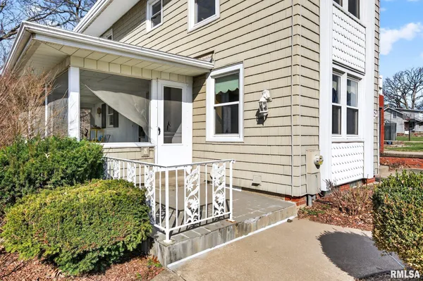 $185,000 | 3 Jefferson Avenue, Bartonville, IL 61607