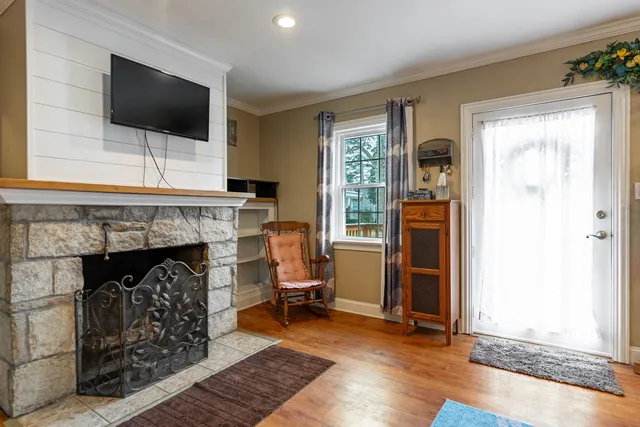 $335,000 | 271 Oakwood Drive, Wood Dale, IL 60191