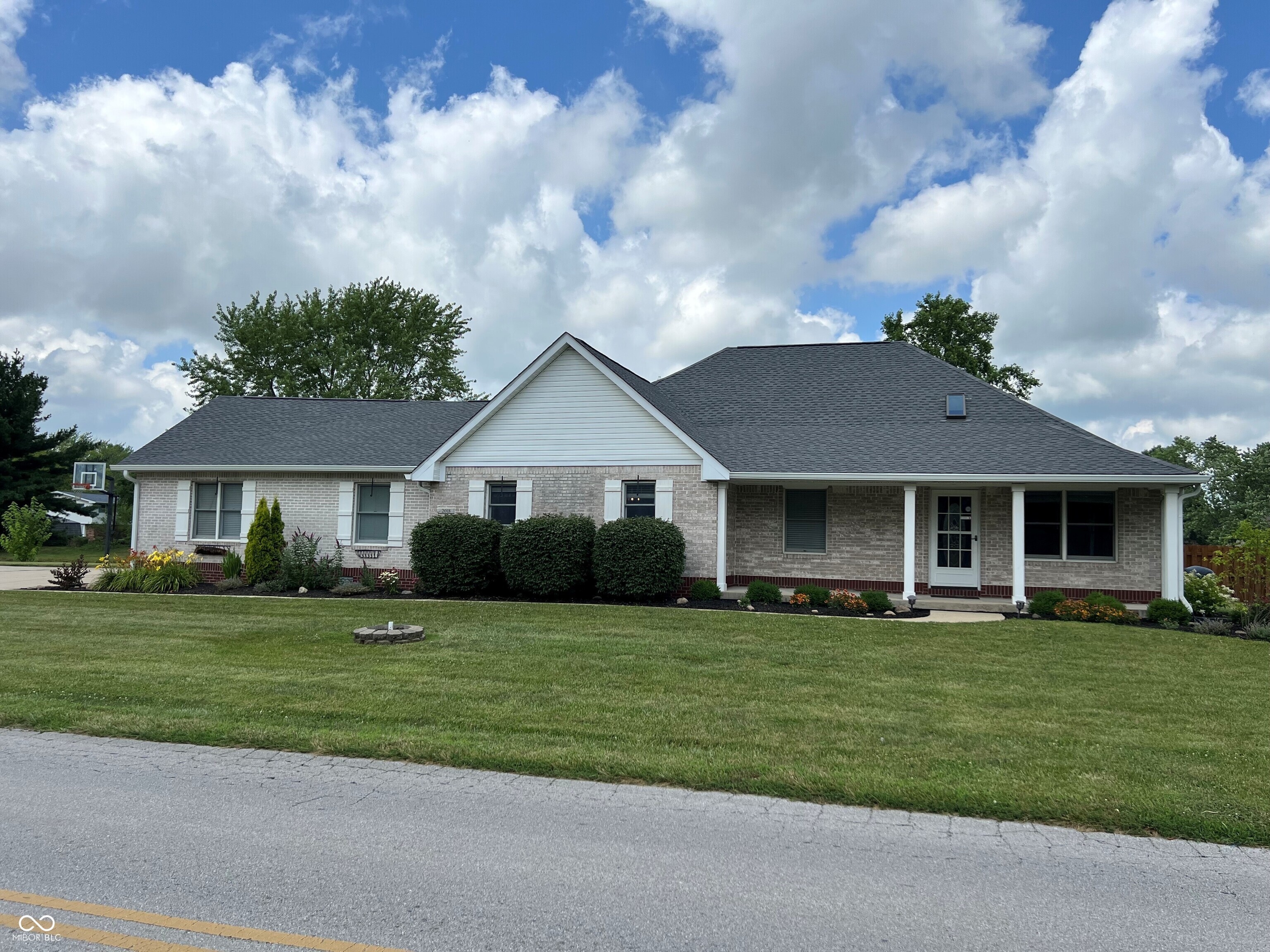 2018 Elizaville Road Lebanon, IN 46052 - Photo 2 of 45