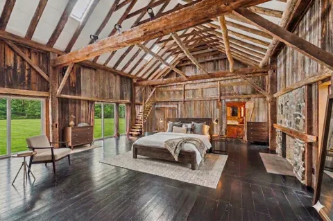 a view of entryway with wooden floor
