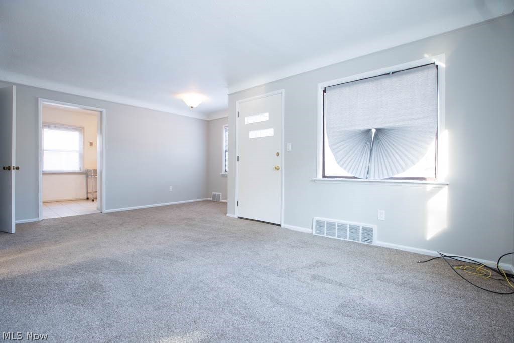 4580 East Berwald Road Cleveland, OH 44121 - Photo 3 of 34 Spacious living room with lots of natural light