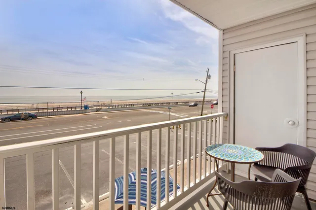 $2,900 | 1101 East Brigantine Avenue, Unit 4, Brigantine, NJ 08203