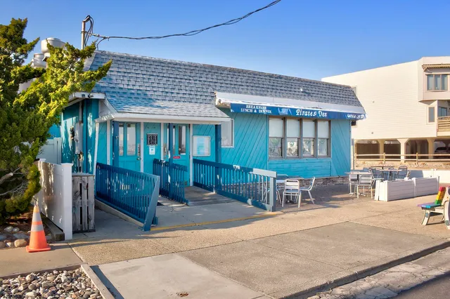 $2,900 | 1101 East Brigantine Avenue, Unit 4, Brigantine, NJ 08203