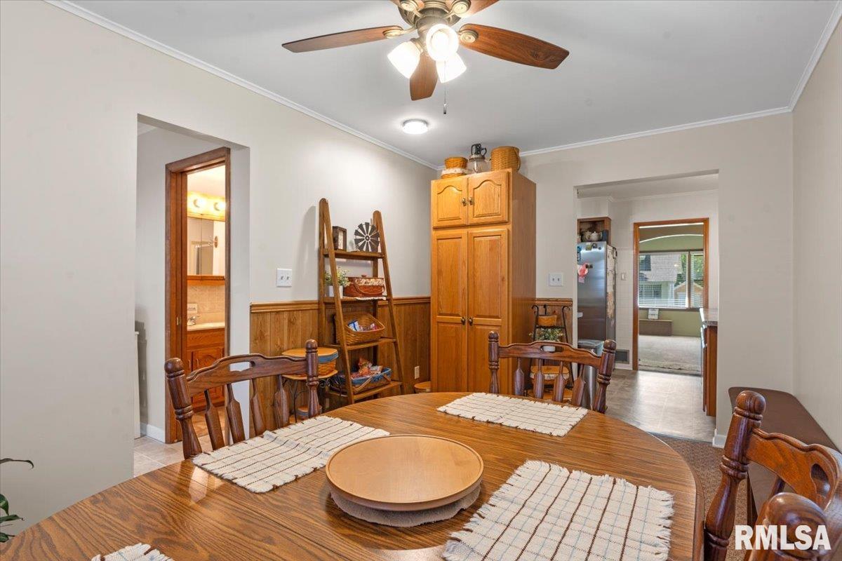 115 North Spring Street Mount Pulaski, IL 62548 - Photo 12 of 42