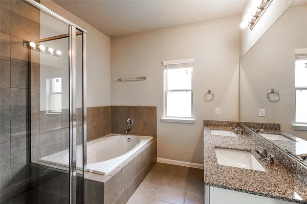 $2,200 | 8414 Quiet Bay Drive, Baytown, TX 77523