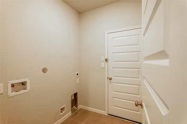 $2,200 | 8414 Quiet Bay Drive, Baytown, TX 77523