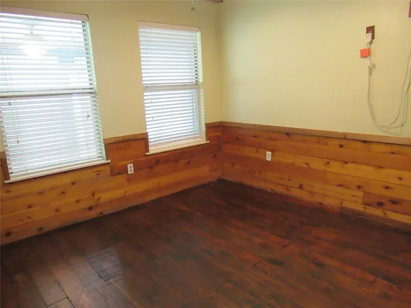 $169,000 | 184 Hickory Drive, Onalaska, TX 77360