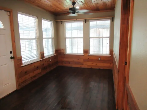 $169,000 | 184 Hickory Drive, Onalaska, TX 77360