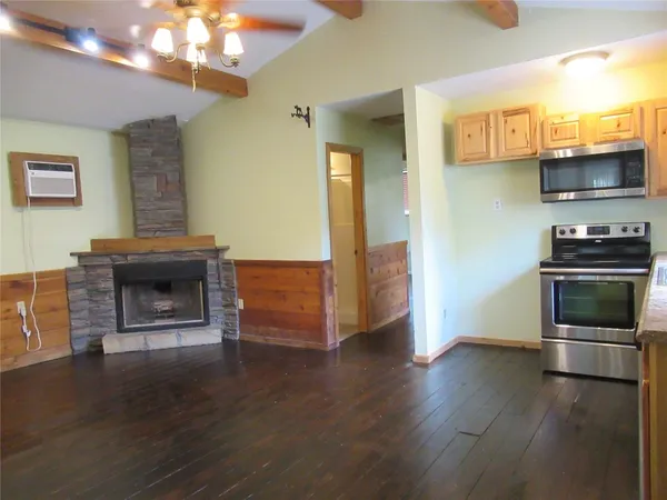 $169,000 | 184 Hickory Drive, Onalaska, TX 77360