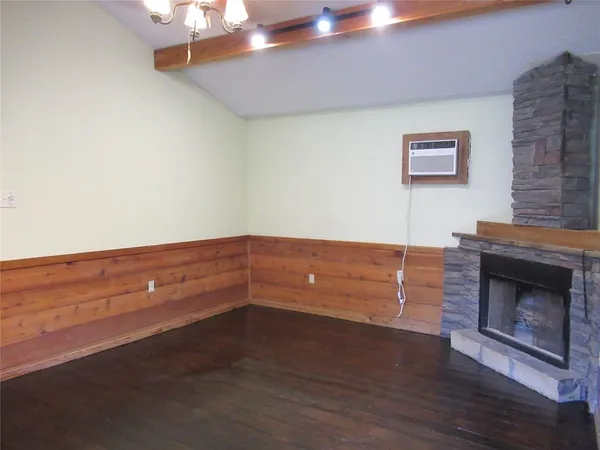 $169,000 | 184 Hickory Drive, Onalaska, TX 77360