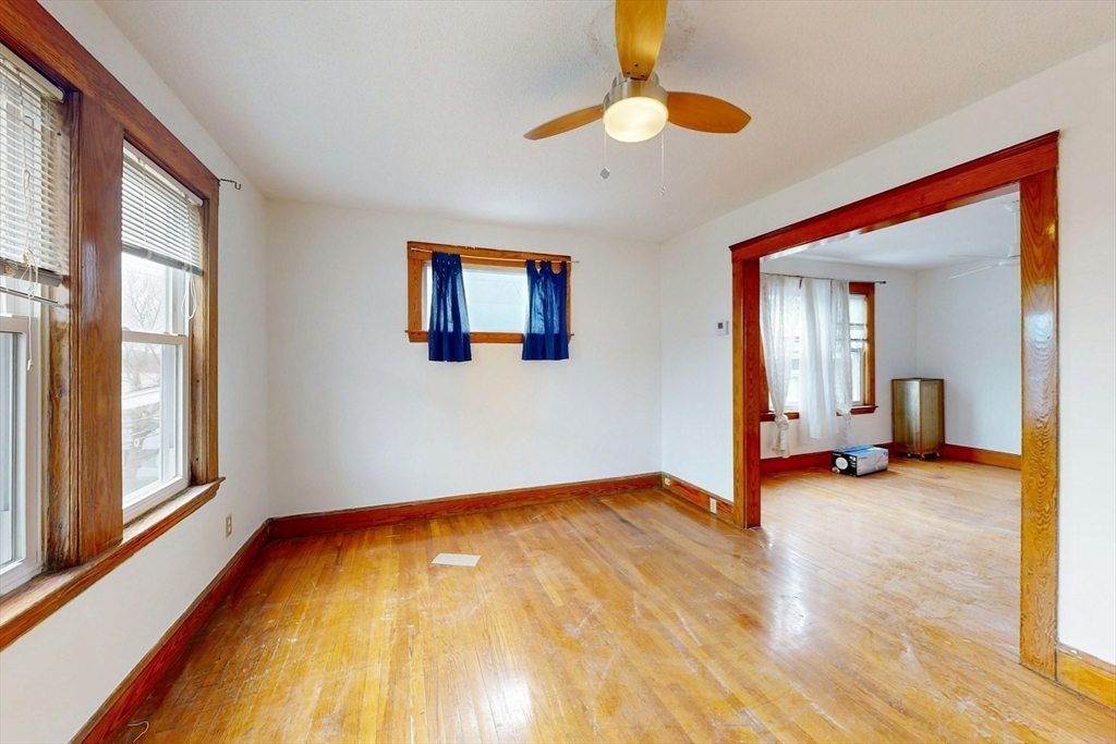 11 Sterling Street Somerville, MA 02144 - Photo 20 of 40