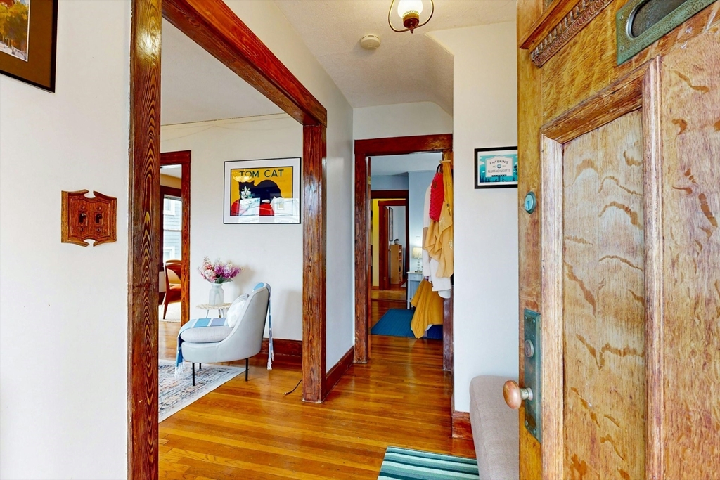 11 Sterling Street Somerville, MA 02144 - Photo 4 of 40