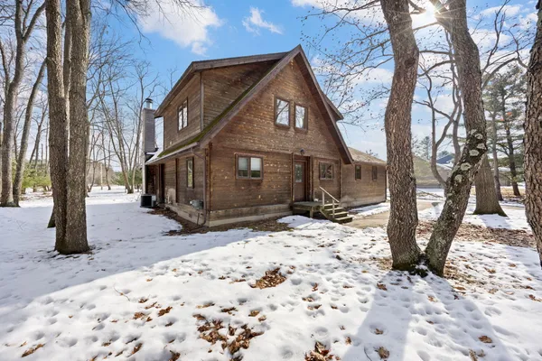 $379,900 | 6270 Kilkenny Drive, Canadian Lakes, MI 49346