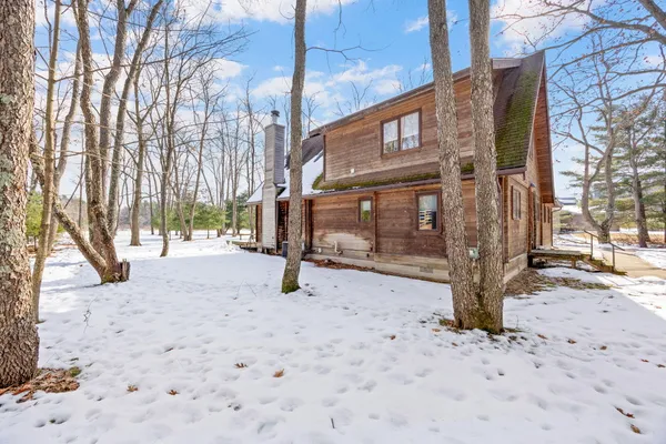 $379,900 | 6270 Kilkenny Drive, Canadian Lakes, MI 49346