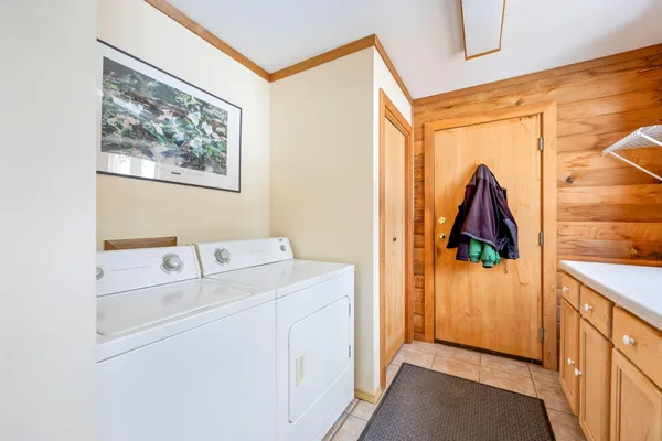 $379,900 | 6270 Kilkenny Drive, Canadian Lakes, MI 49346