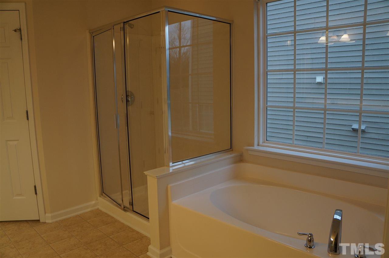 5415 Shaker Heights Lane Raleigh, NC 27613 - Photo 12 of 17 Gallery Image 12