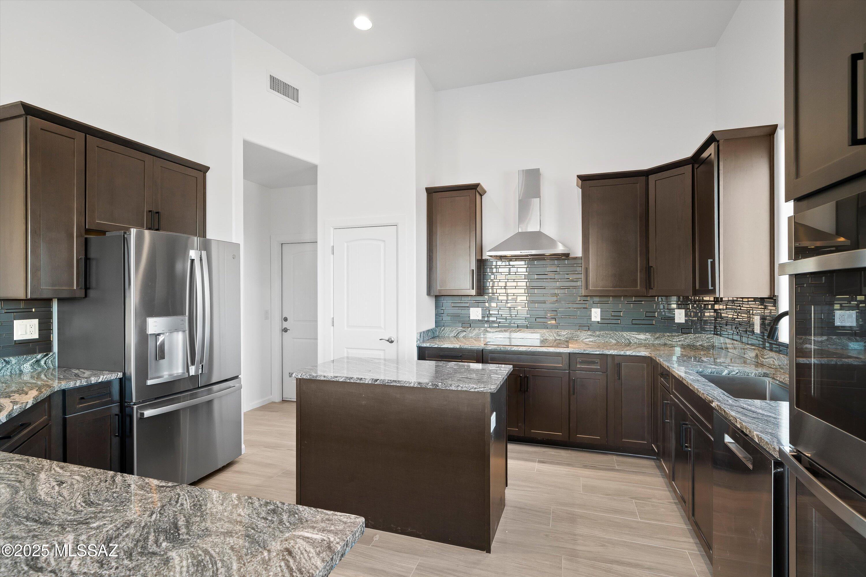 1204 North Range Rider Place Vail, AZ 85641 - Photo 16 of 49