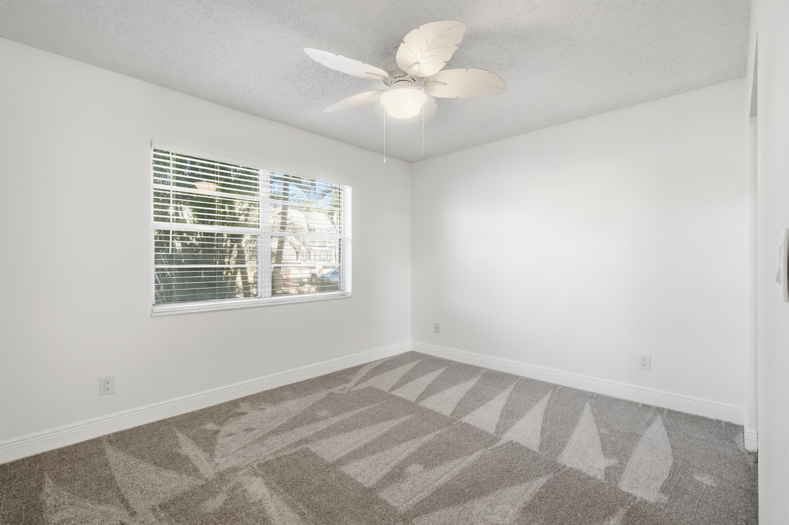 2929 Southeast Ocean Boulevard, Unit 1373 Stuart, FL 34996 - Photo 26 of 30 2929_SE_Ocean_Blvd_137-3_023