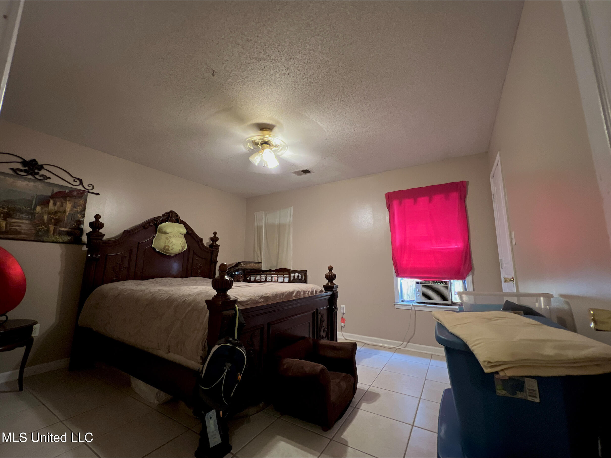 3767 Stateline Road West Southaven, MS 38671 - Photo 13 of 14 Bedroom 2