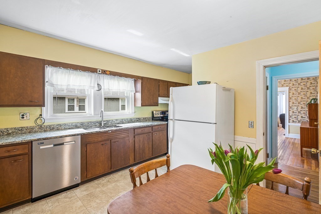 75 Clewley Road Medford, MA 02155 - Photo 12 of 39 Gallery Image 12