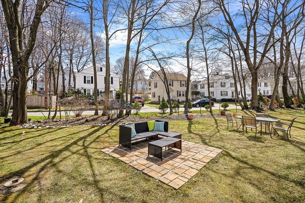 75 Clewley Road Medford, MA 02155 - Photo 3 of 39 Gallery Image 3