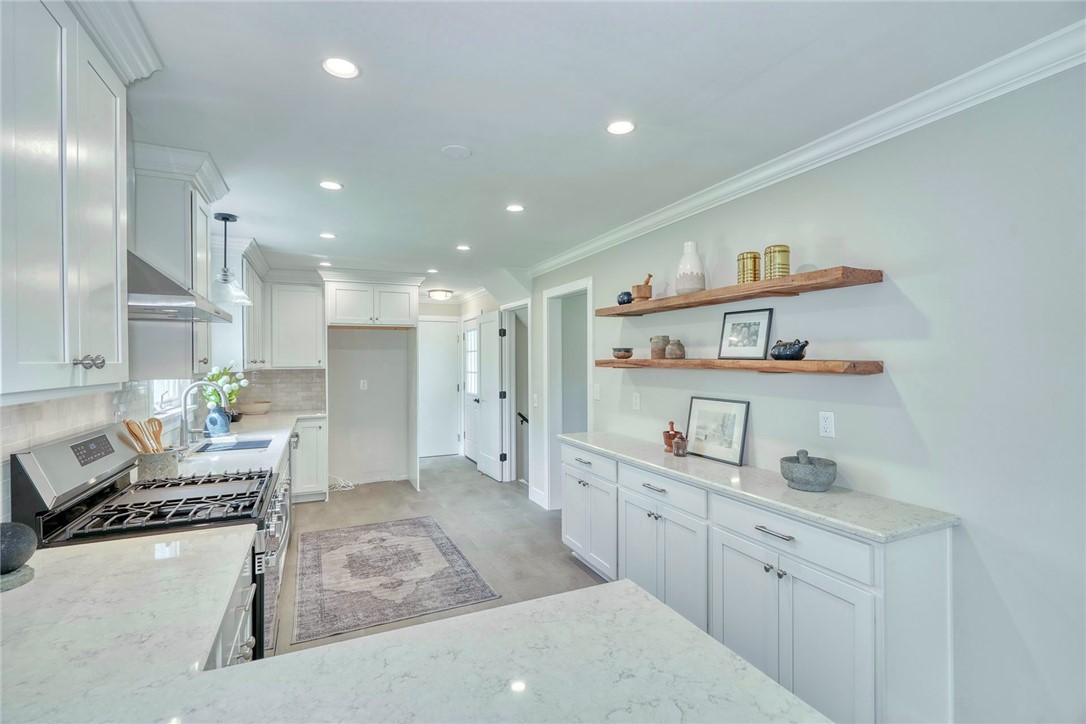 290 Idlewood Road Brighton, NY 14618 - Photo 14 of 39