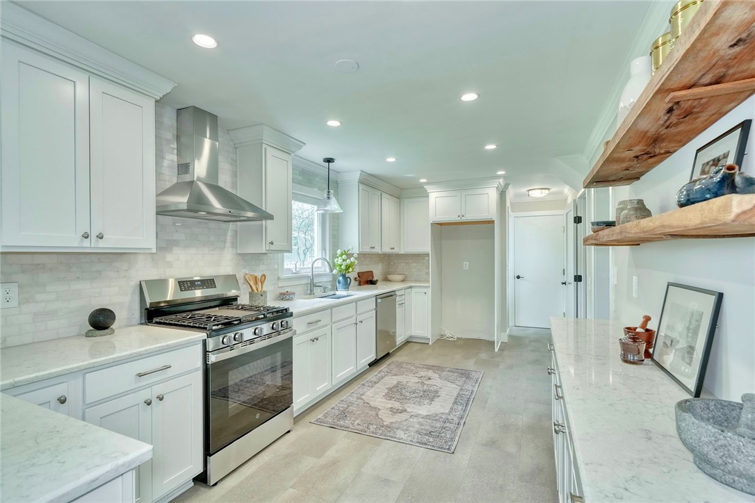 290 Idlewood Road Brighton, NY 14618 - Photo 17 of 39