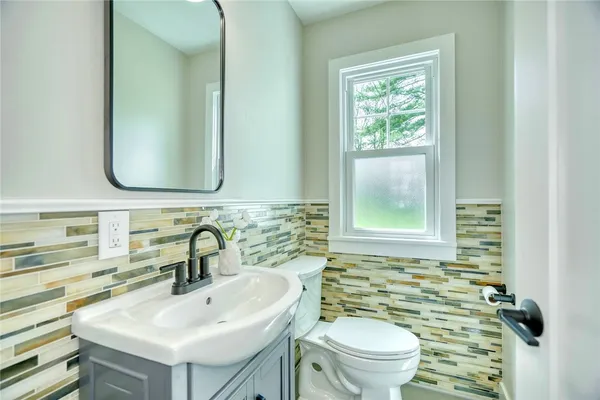 $469,950 | 290 Idlewood Road, Brighton, NY 14618