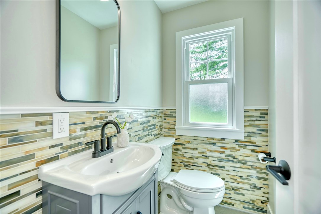 290 Idlewood Road Brighton, NY 14618 - Photo 18 of 39