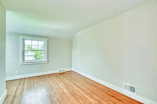 $469,950 | 290 Idlewood Road, Brighton, NY 14618