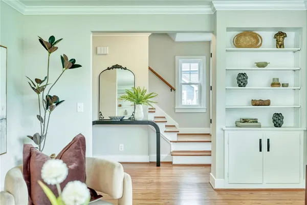 $469,950 | 290 Idlewood Road, Brighton, NY 14618