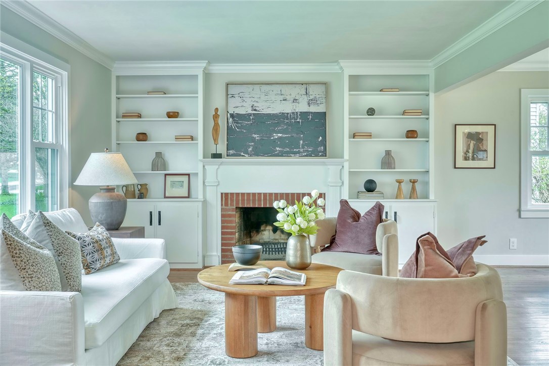 290 Idlewood Road Brighton, NY 14618 - Photo 4 of 39