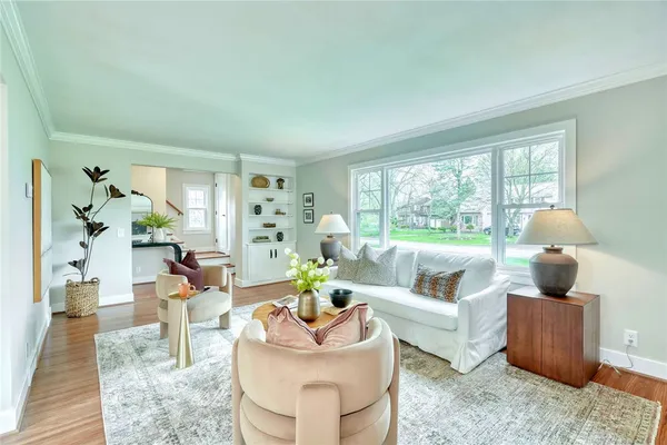 $469,950 | 290 Idlewood Road, Brighton, NY 14618