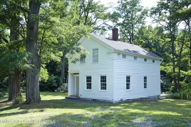 $2,500 | 203 Big Woods Road, Freehold, NY 12431