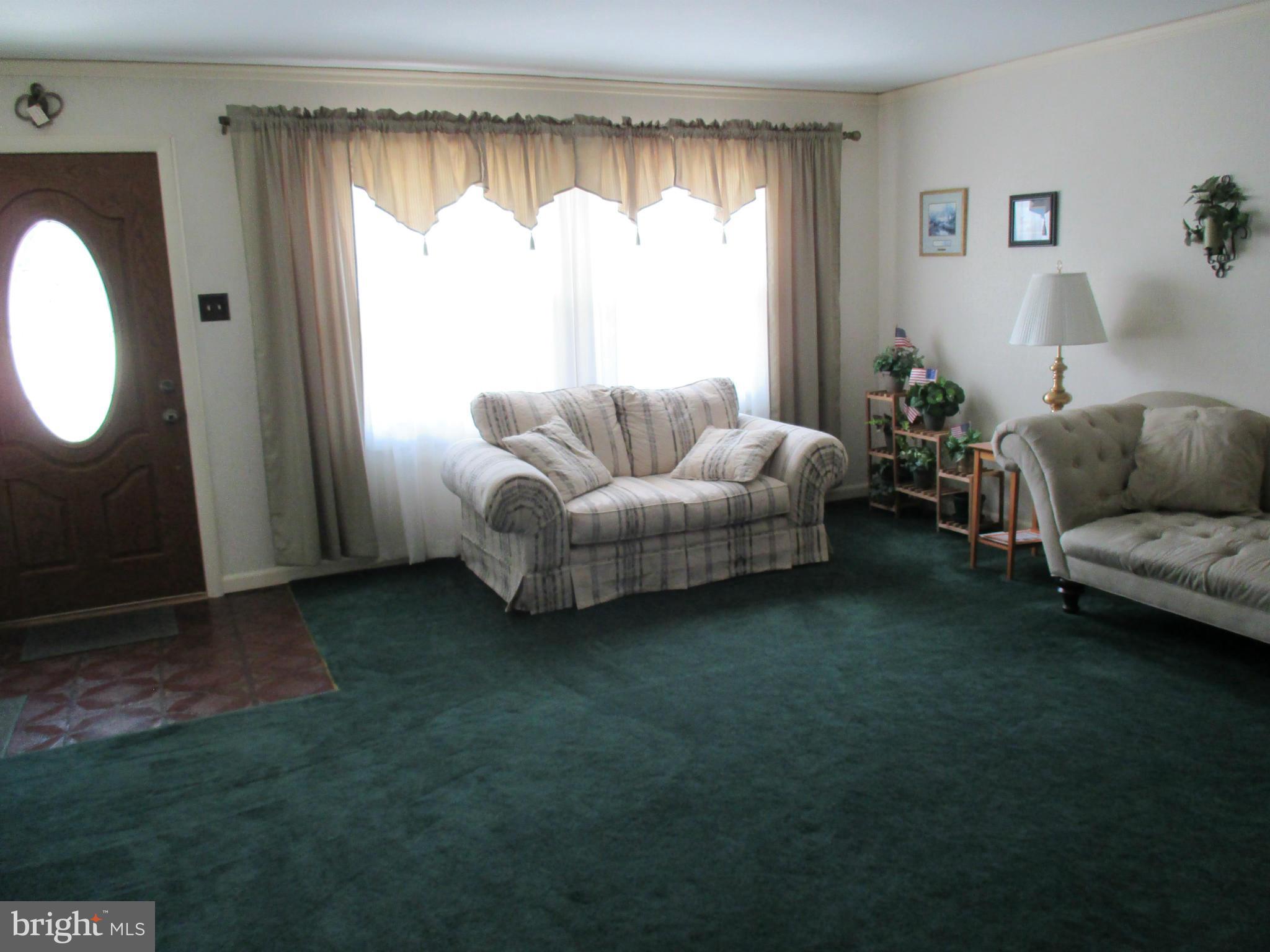2230 Dairy Farm Road Odenton, MD 21113 - Photo 9 of 30 Living Room