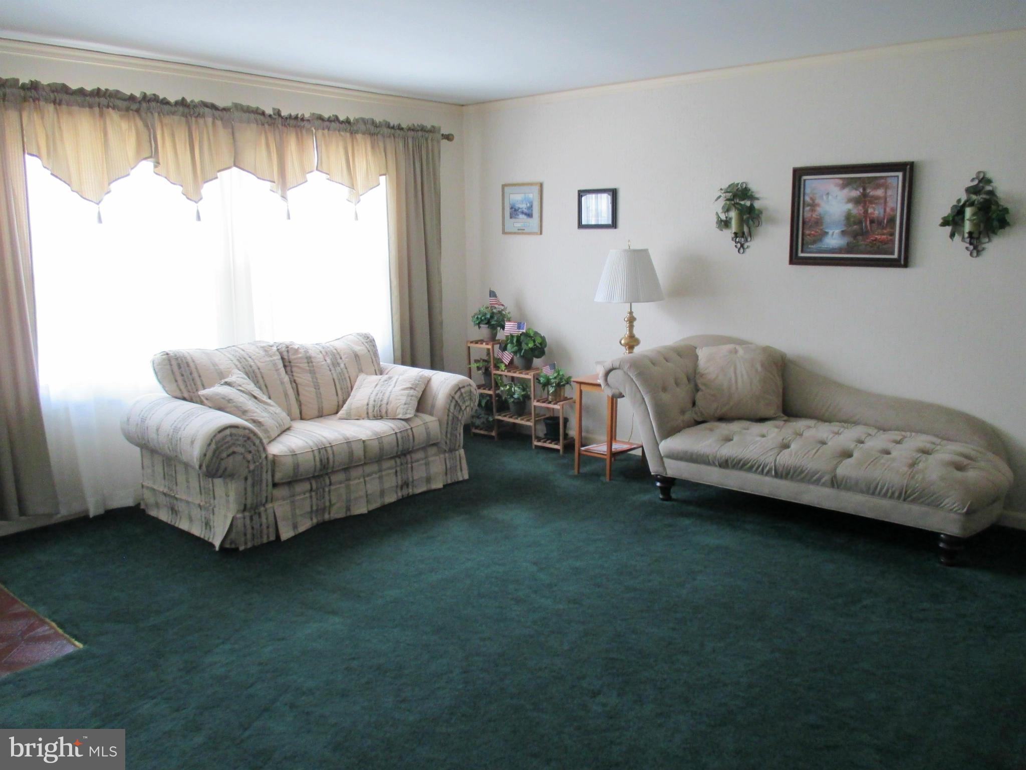 2230 Dairy Farm Road Odenton, MD 21113 - Photo 10 of 30 Living Room