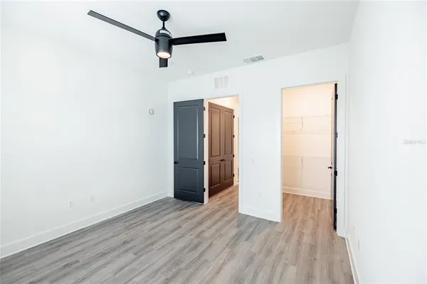 $2,432 | 1420 Lakefront Drive, Unit 2306, Sarasota, FL 34240