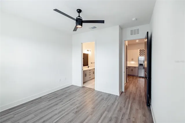 $2,256 | 1420 Lakefront Drive, Unit 3323, Sarasota, FL 34240