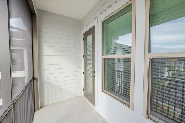 $2,256 | 1420 Lakefront Drive, Unit 3323, Sarasota, FL 34240