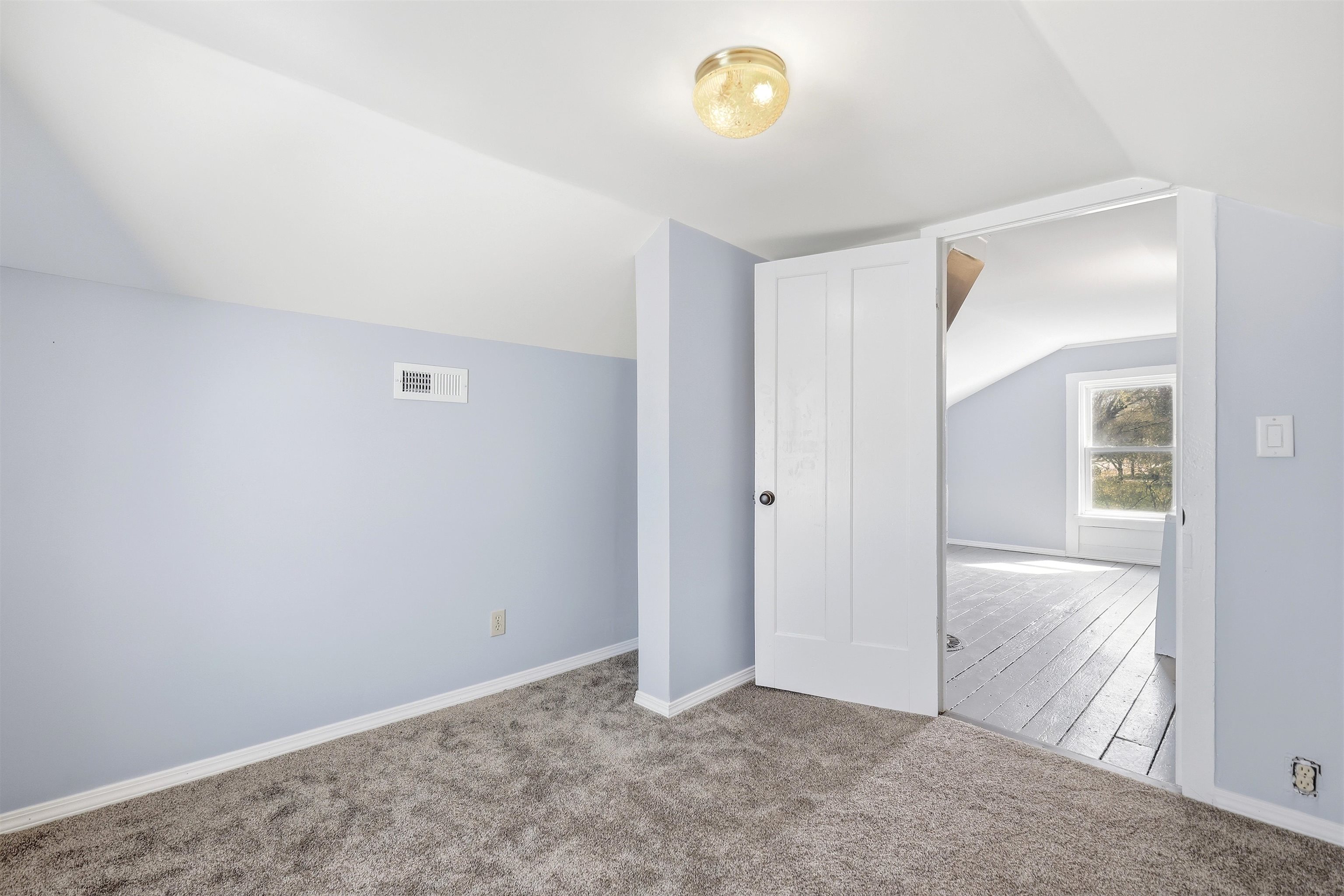 409 South Water Street Warren, IL 61087 - Photo 24 of 29 an empty room with a empty space