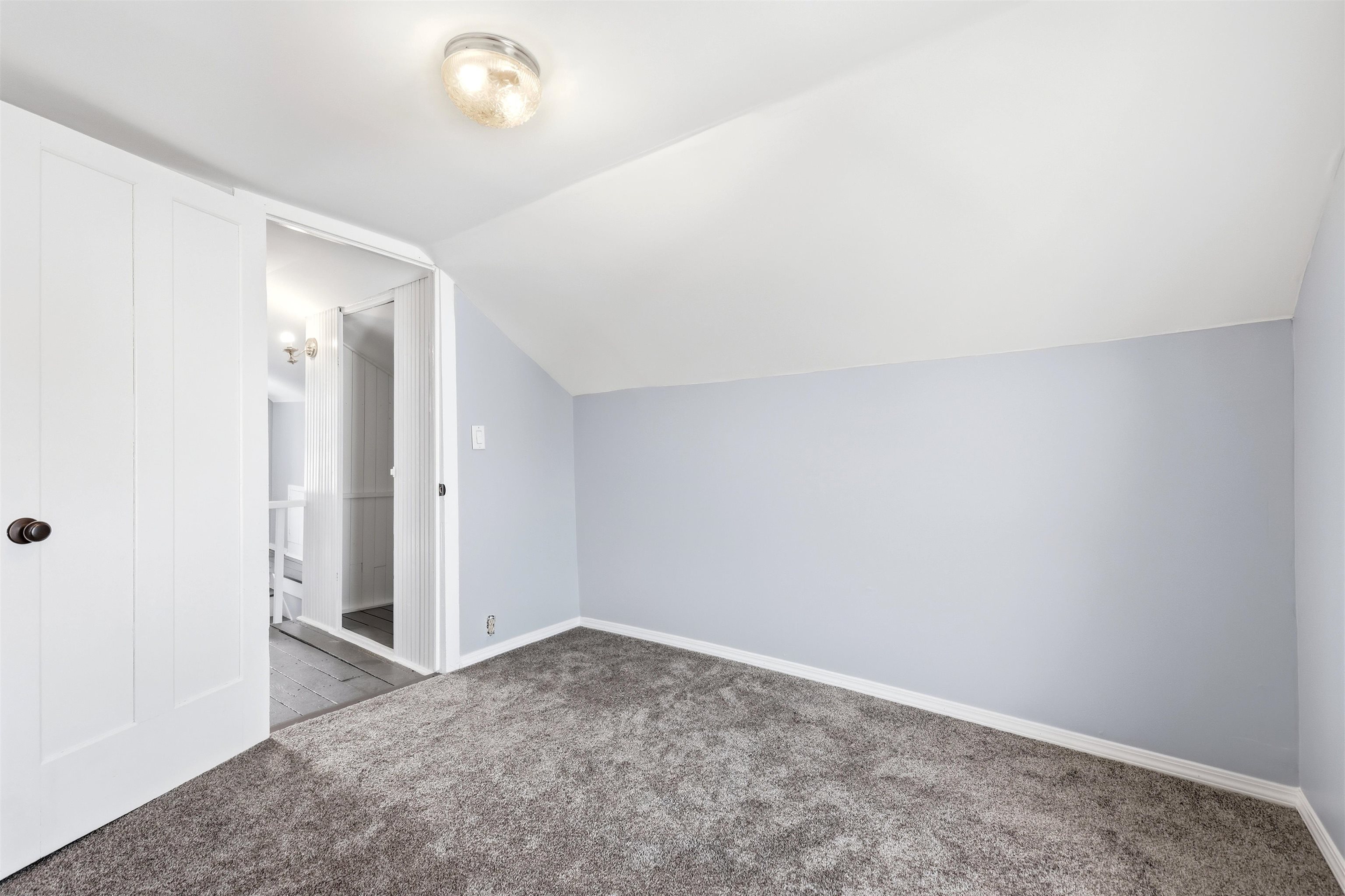 409 South Water Street Warren, IL 61087 - Photo 25 of 29 a view of an empty room