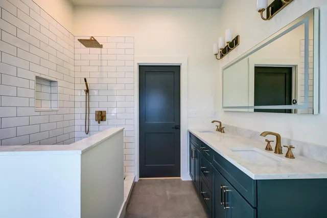 $1,244,990 | 17 Hidden Glade Drive, Unit 1, Bartlett, NH 03845