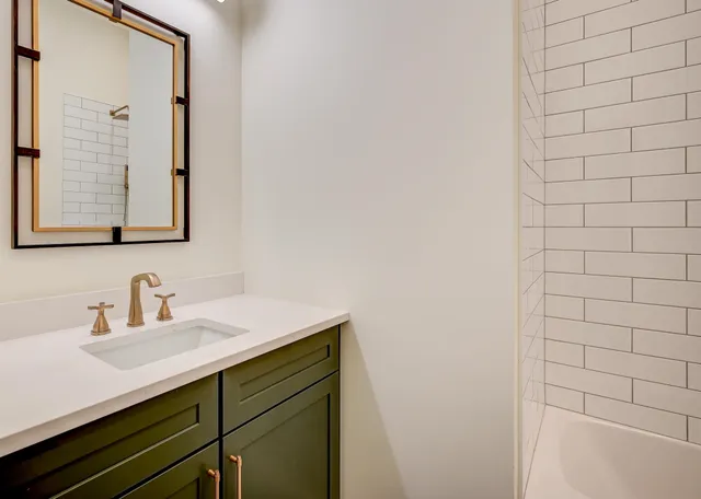 $1,244,990 | 17 Hidden Glade Drive, Unit 1, Bartlett, NH 03845