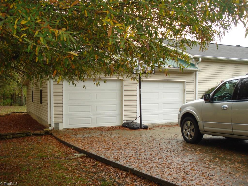 250 George Surratt Road Lexington, NC 27295 - Photo 2 of 28 Gallery Image 2